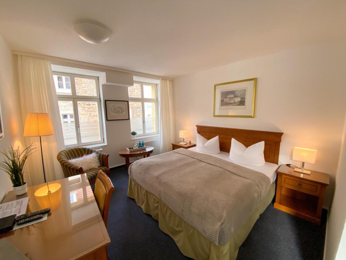 deckerts Hotel am Katharinenstift Lutherstadt Eisleben Exteriör bild